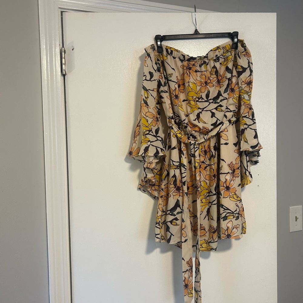 Lulus Mini dress M